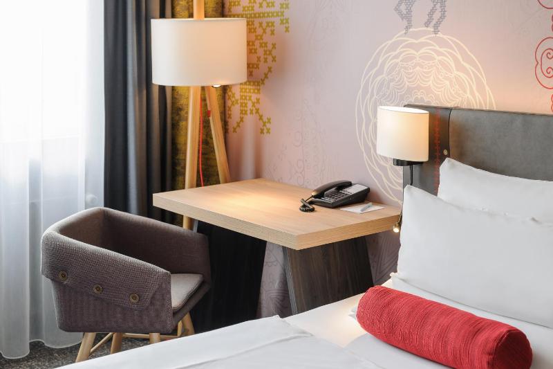 Standard Single Room image 3