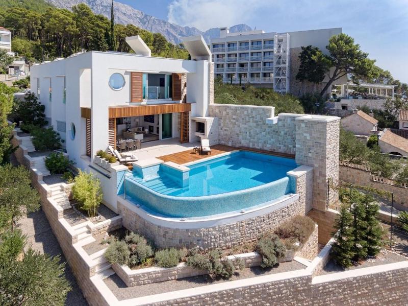 Villa image 3