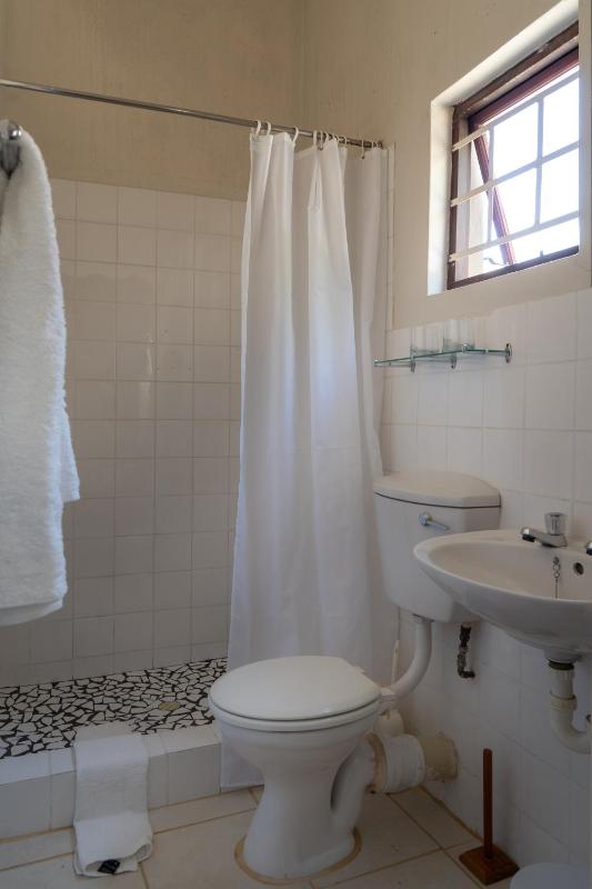 Selborne Bed and Breakfast - image 9
