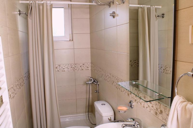 Apartment image 3