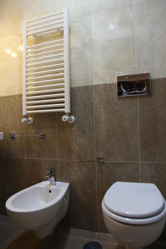 Standard Triple Room image 2