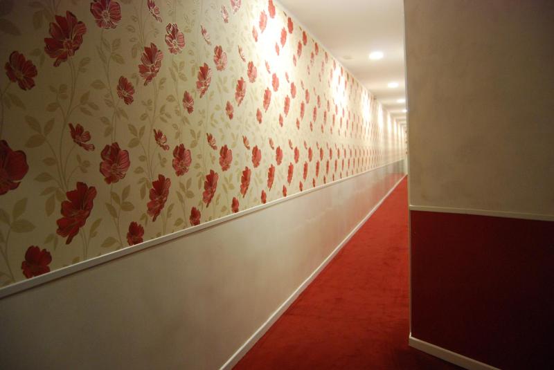 Superior Triple Room image 3