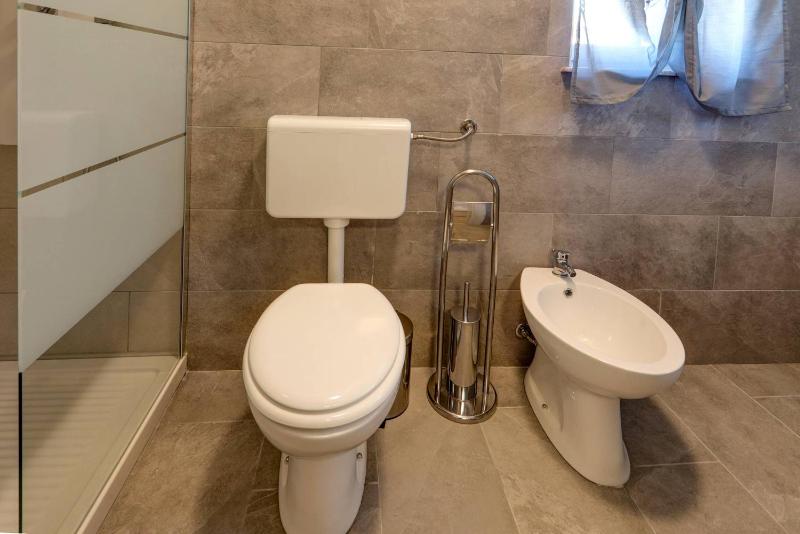 Double Room with Private Bathroom image 3