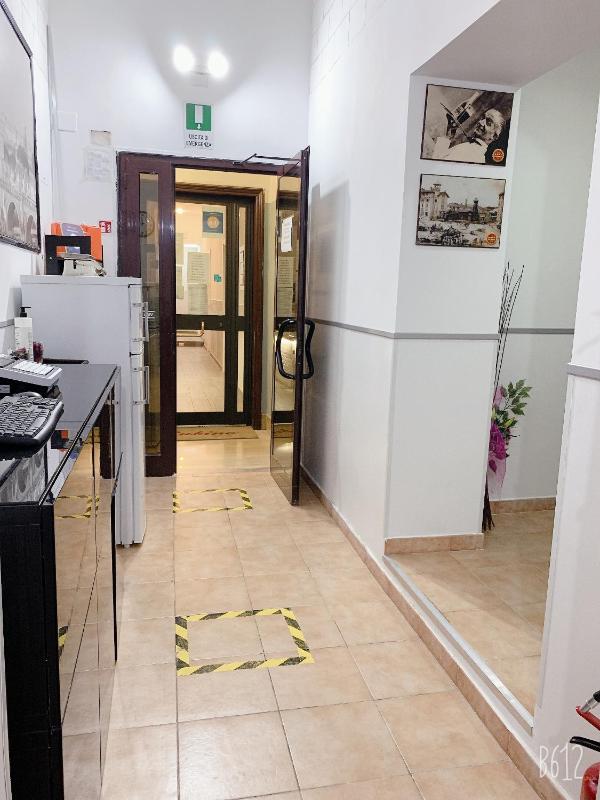 Triple Room with Private Bathroom image 2