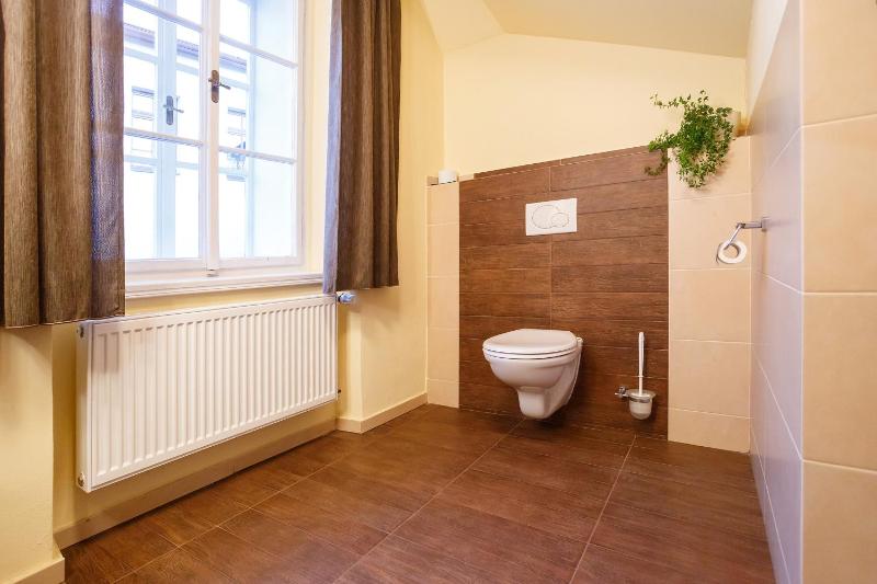 Double Room image 2