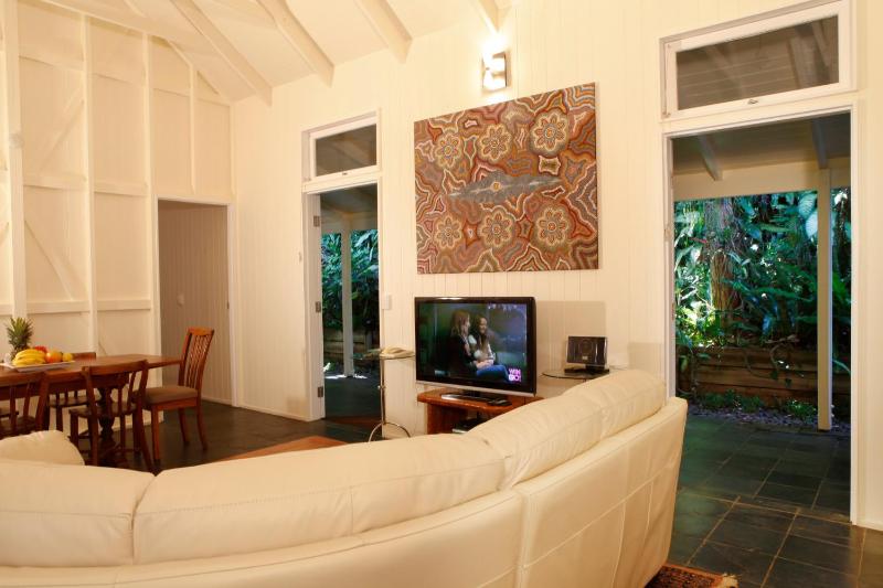 Port Douglas Cottage & Lodge - image 38