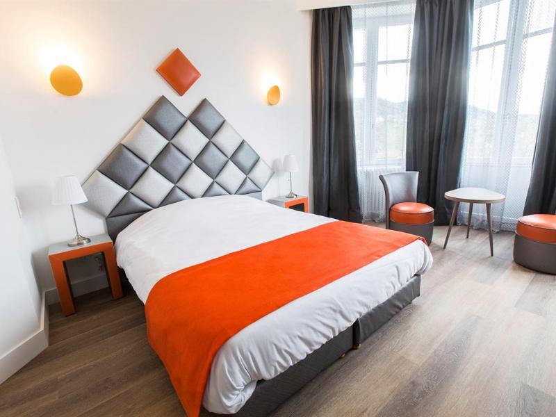 Superior Double Room image 3