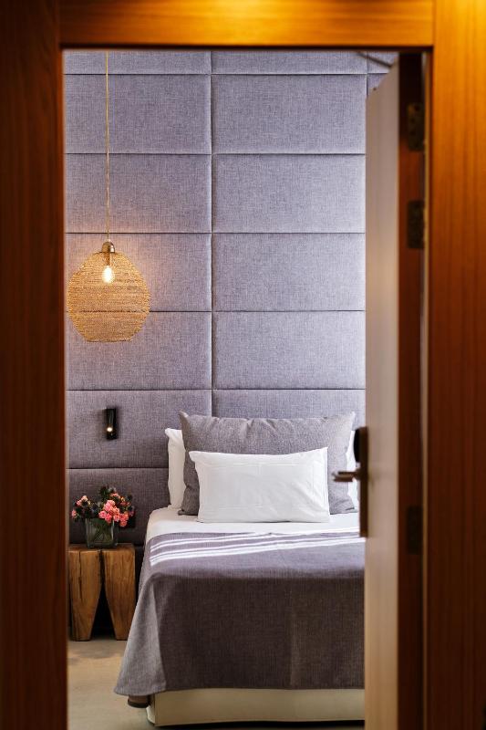 Standard Single Room image 2