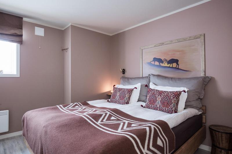 Double Room with Private Bathroom image 1