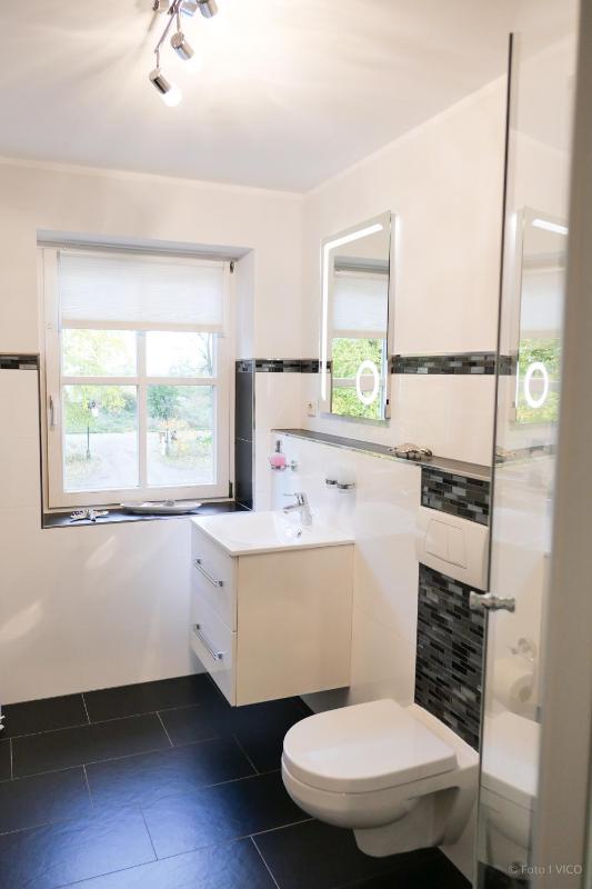 Double Room with Garden View image 3