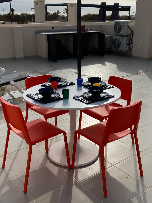 Apartment image 3