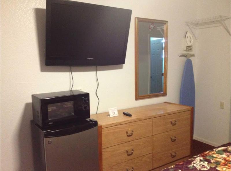 Double Room with Two Double Beds image 4