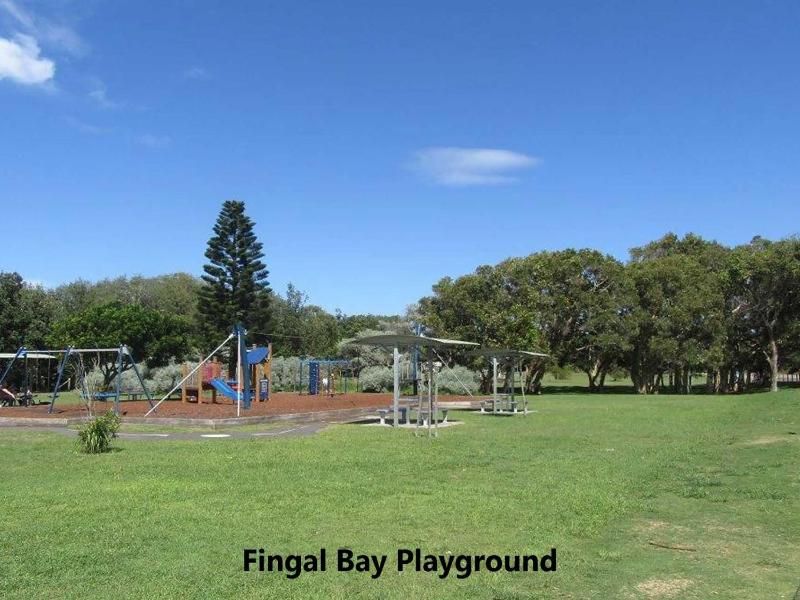 The Dunes15 fabulous unit with pool tennis court and across the road to the beach - image 15