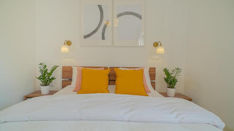 Four-Bedroom House image 4