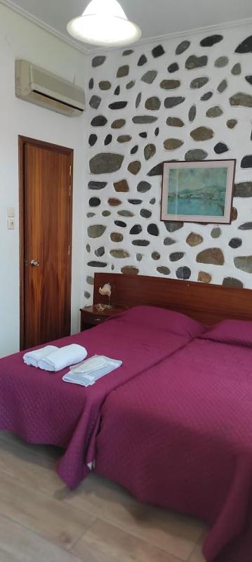Double Room image 1