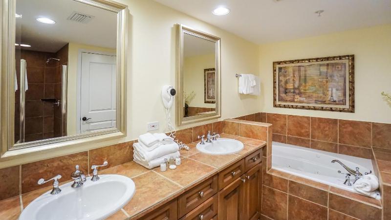 Portofino Island Resort - image 13