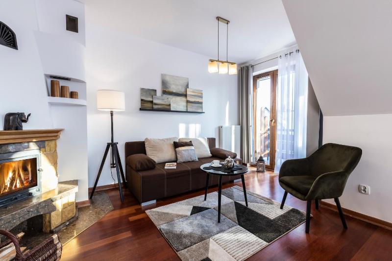 Apartment with Balcony image 4