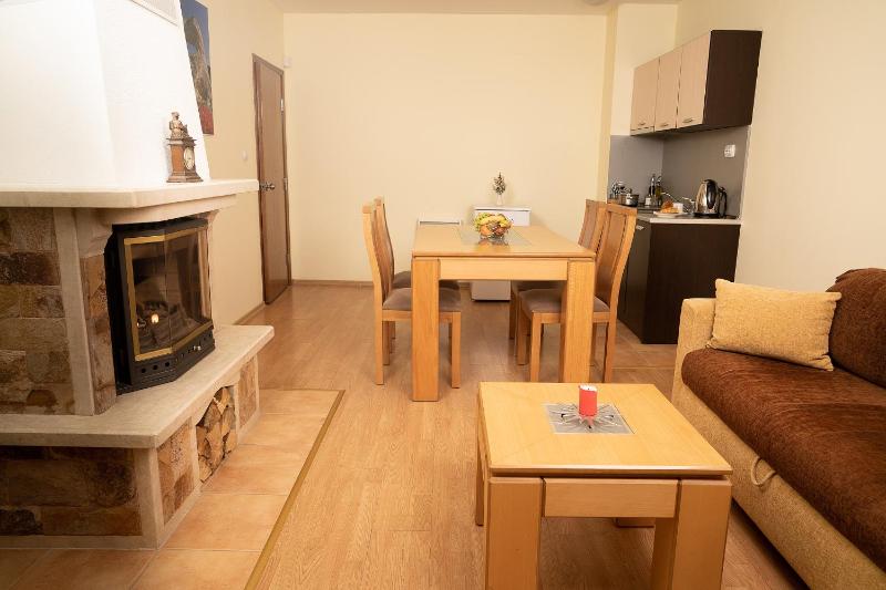 One-Bedroom Apartment (2 Adults + 1 Child) image 2