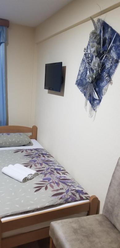 Comfort Triple Room image 4