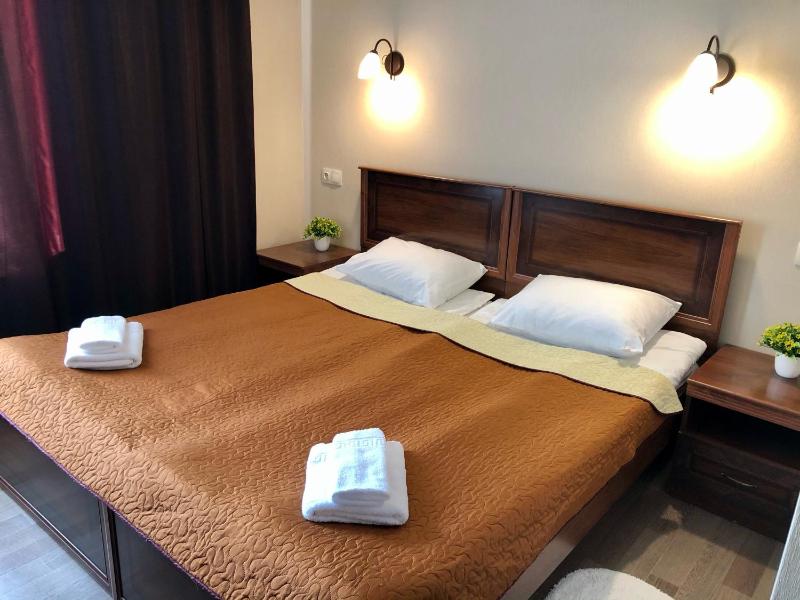 Superior Twin Room image 4