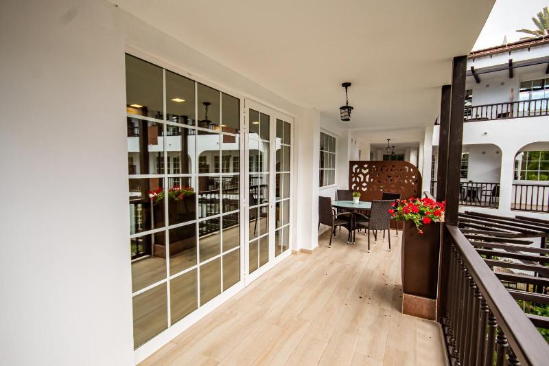 Two-Bedroom Apartment with Balcony image 4