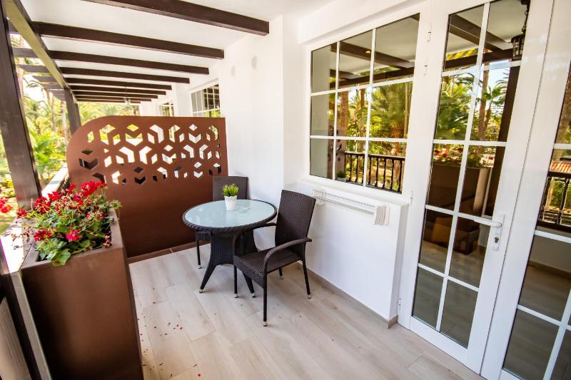 Two-Bedroom Apartment with Balcony image 3