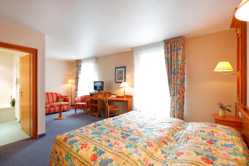 Triple Room image 2