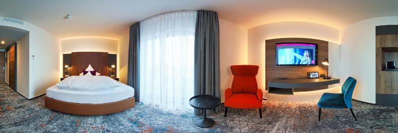 Double Room image 4