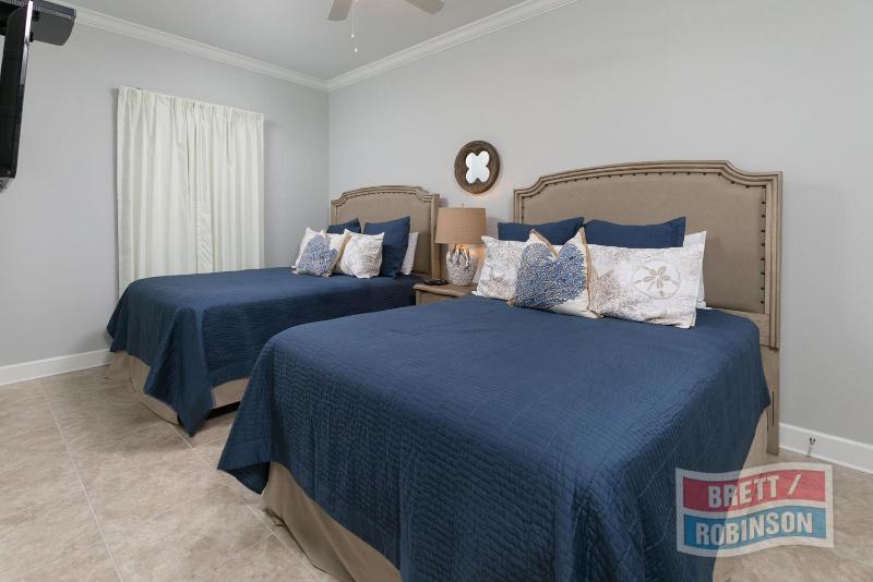 Superior Apartment image 2