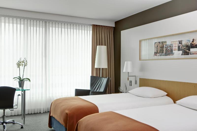 Superior Double or Twin Room image 3