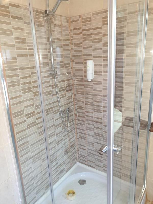Deluxe Double Room image 4