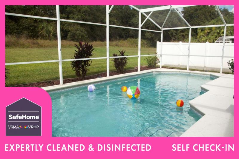 Four-Bedroom Holiday Home image 4