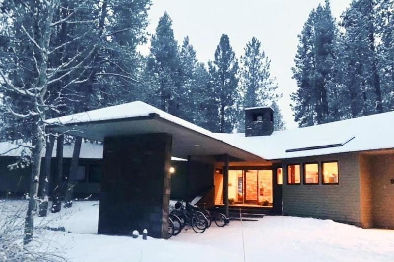 Three-Bedroom House image 1
