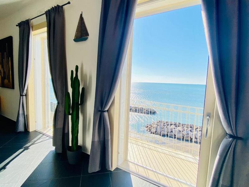 GuestHost - Sea View Apartment 5 mt from the beach - image 19