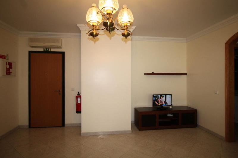 T1 Praia da Rocha D Quixote A - image 22