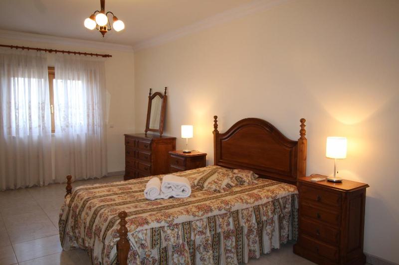 T1 Praia da Rocha D Quixote B - image 3