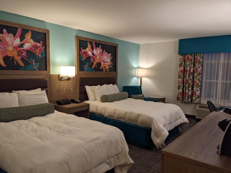 Double Room with Balcony (3 Adults) image 2
