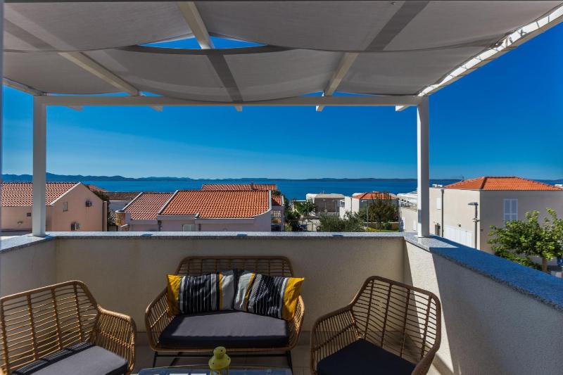 Two-Bedroom Apartment with Balcony and Sea View image 2
