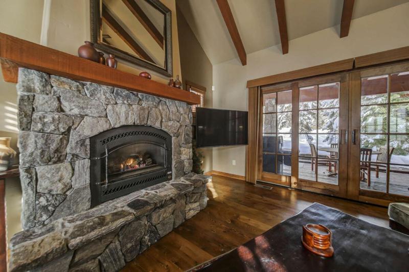 Three-Bedroom House image 3