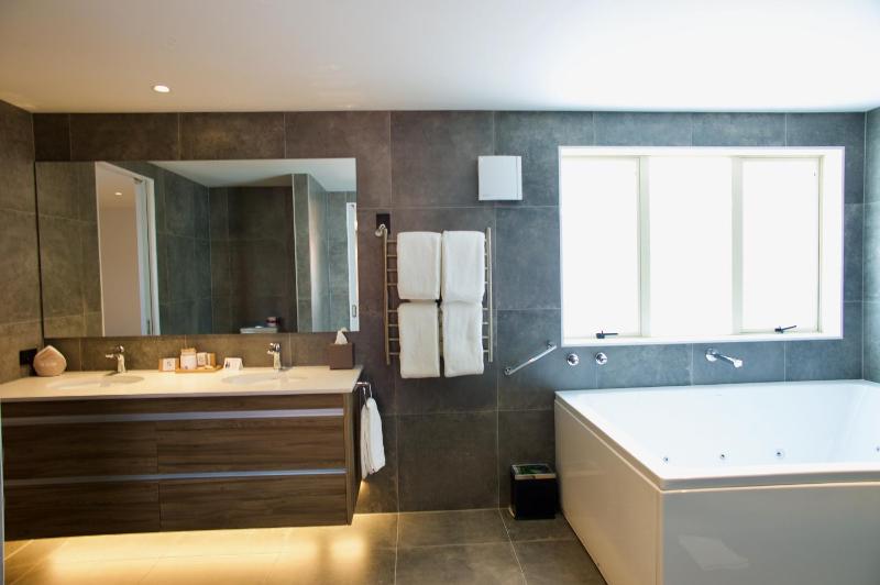 Regal Palms Resort - image 26