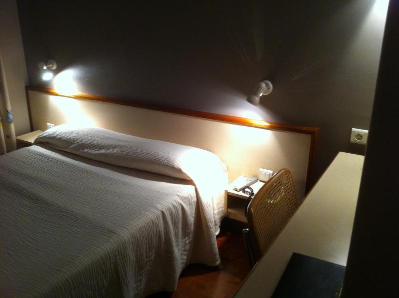 Double Room image 2