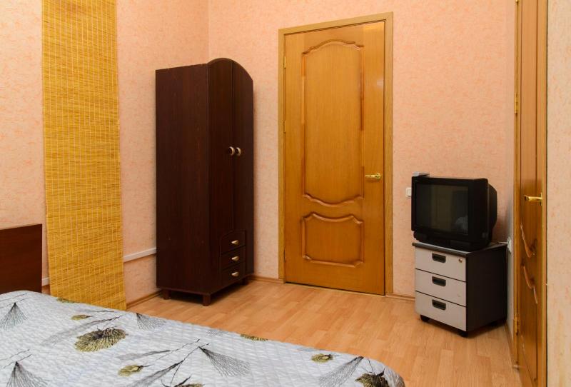 Two-Bedroom Apartment - Malaya Konyushennaya ulitsa 10 image 2