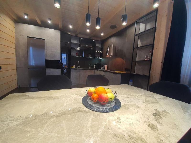 Chalet image 3