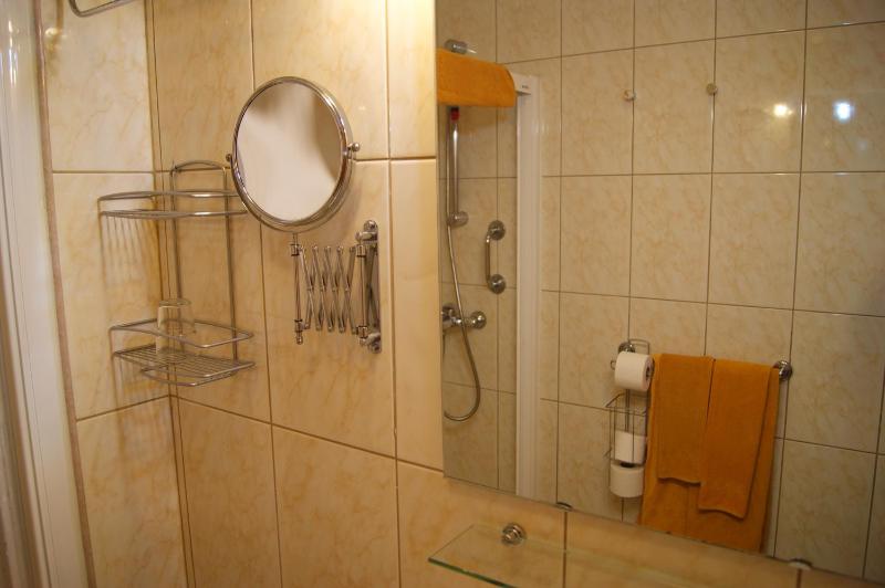 Apartamentos Ecuador - image 35