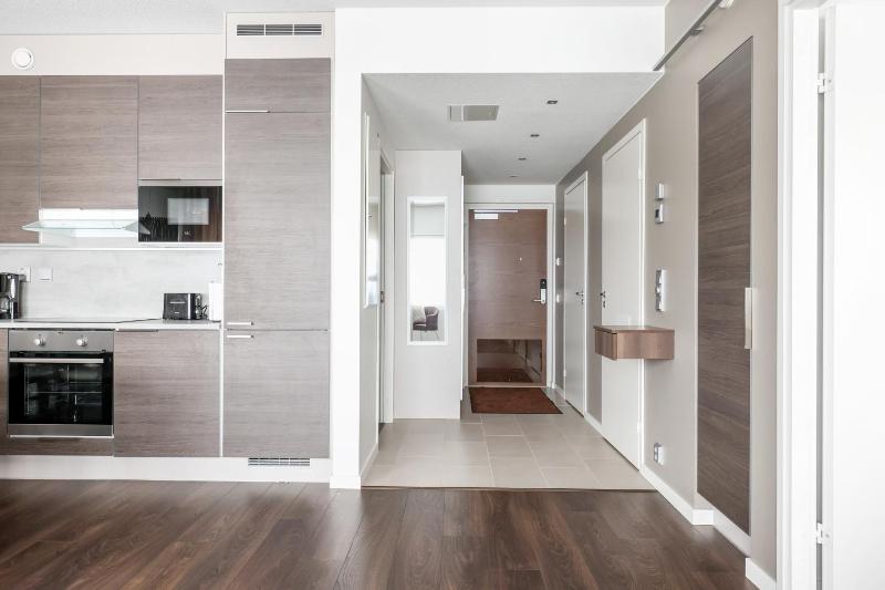 Superior, 2 bedrooms, sauna and balcony image 4