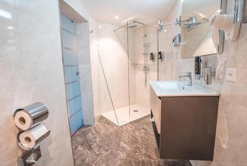 Triple Room image 1
