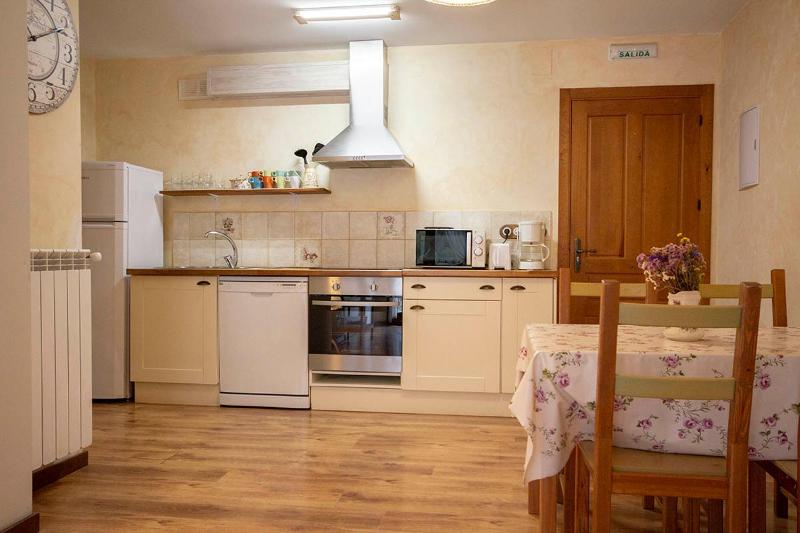 Standard Two-Bedroom Apartment image 4