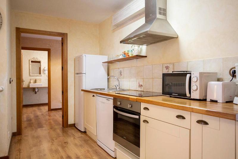 Standard Two-Bedroom Apartment image 2