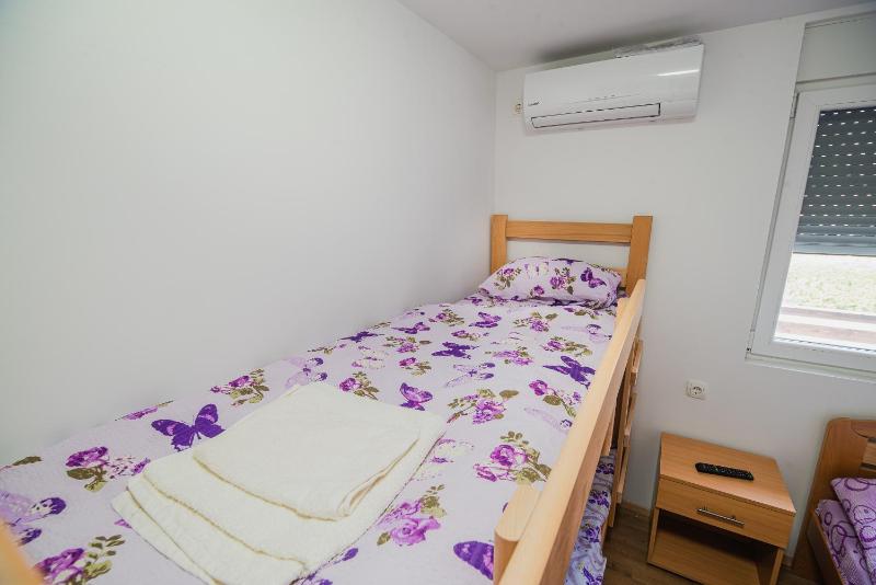 Triple Room with Private Bathroom 2 image 3
