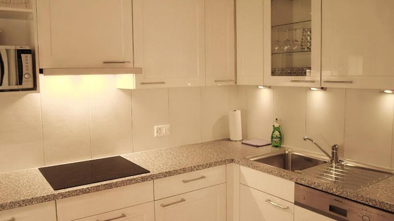 Superior Two Bedroom Bungalow image 4